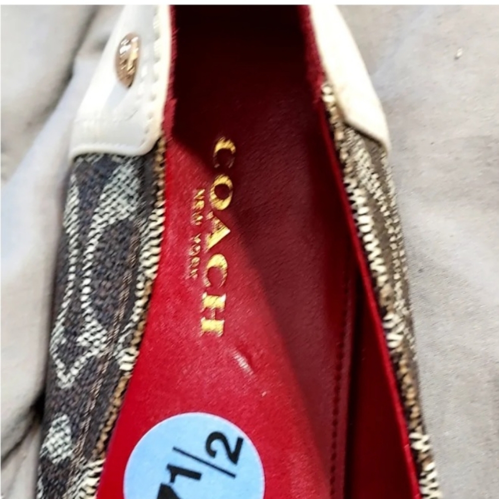 Coach Chelsea Signature Logo Leather Ballet Flats Brown white 7.5 NWOB - Picture 7 of 9